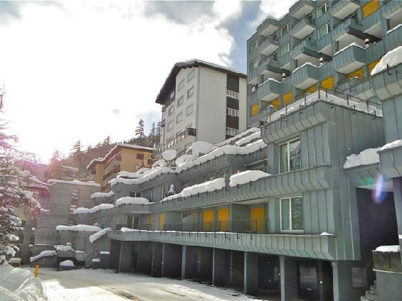 Arona 9 Apartment St. Moritz Bagian luar foto